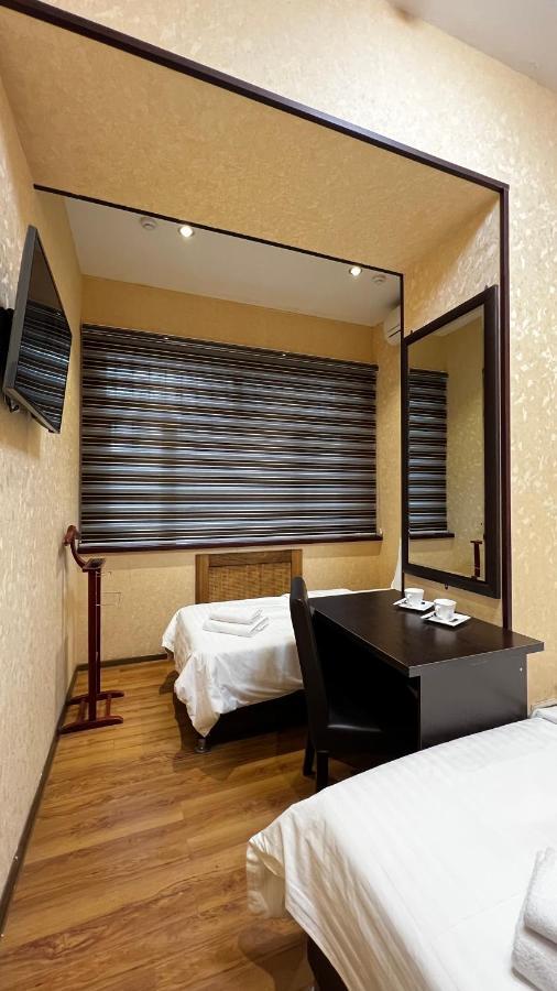 Hayot Hostel Tachkent Extérieur photo