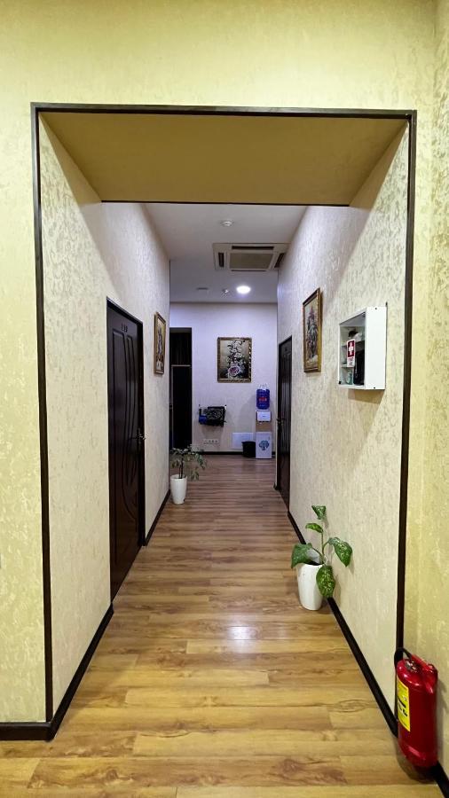 Hayot Hostel Tachkent Extérieur photo