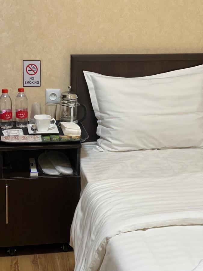 Hayot Hostel Tachkent Extérieur photo